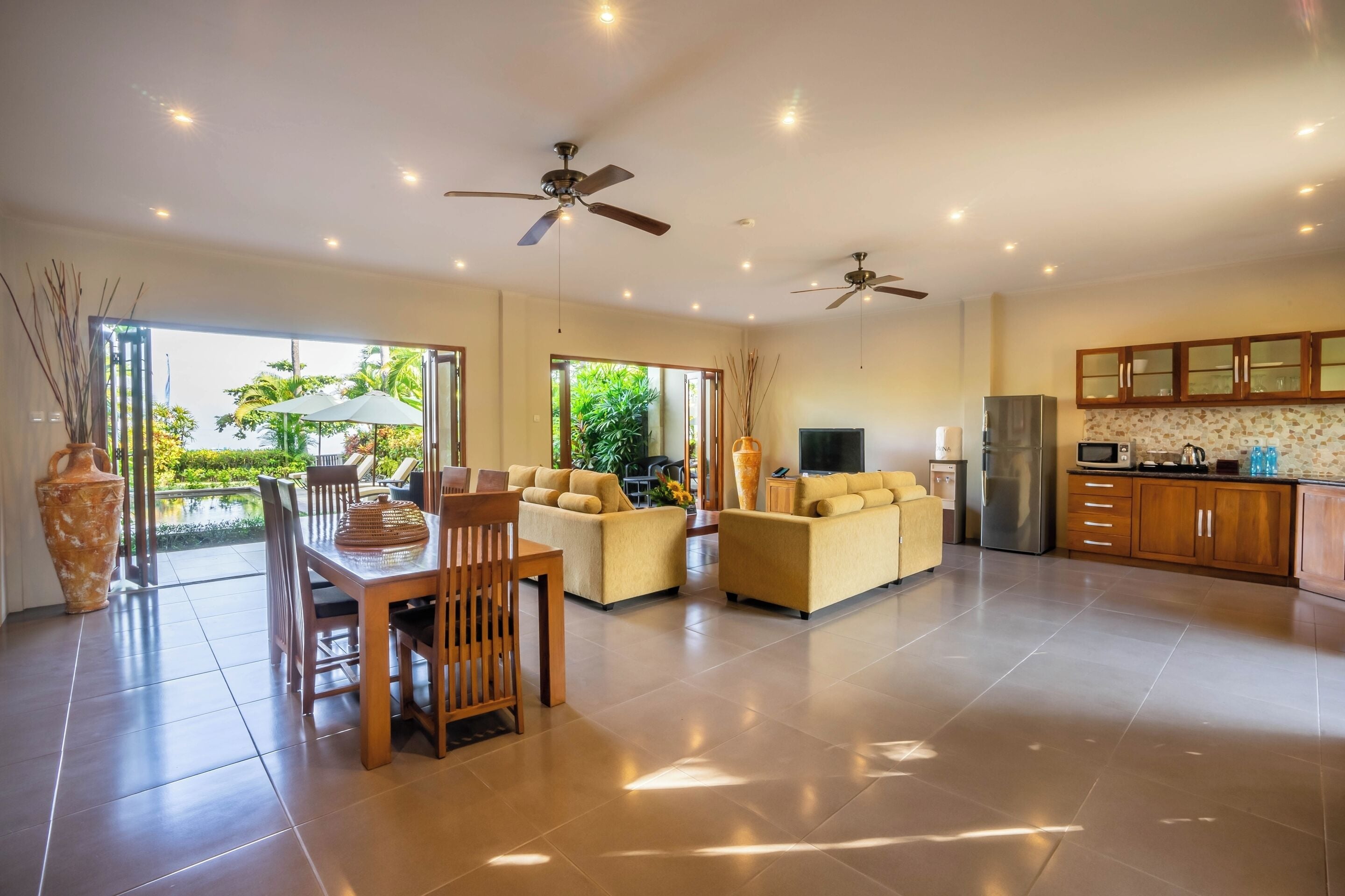 terrace beach villa two bedroom | private kitchen