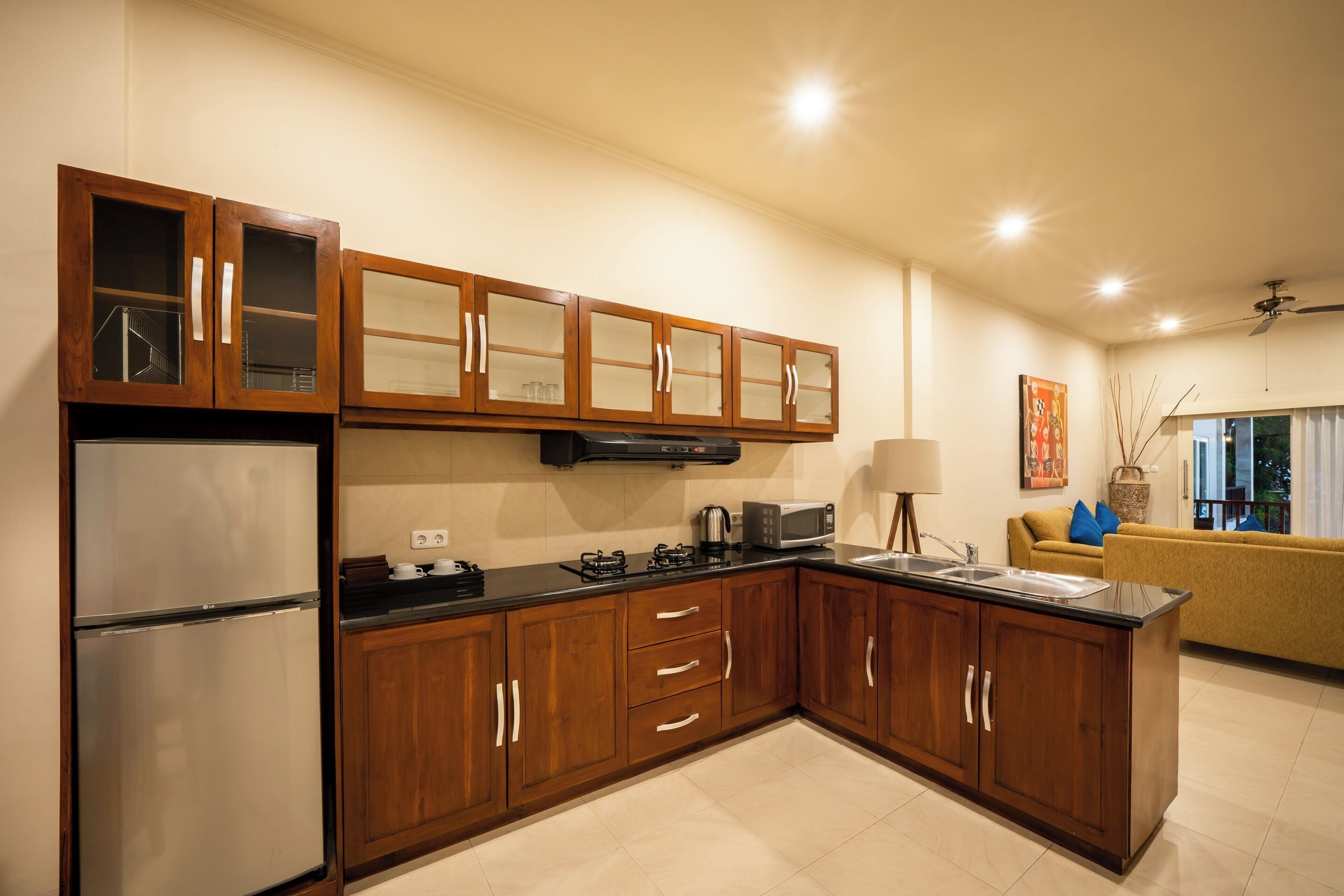 suite, 2 bedrooms, beachside | private kitchen