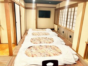 传统客房, 吸烟房 (Japanese Style) | 特色装修、办公桌、免费 WiFi、床单