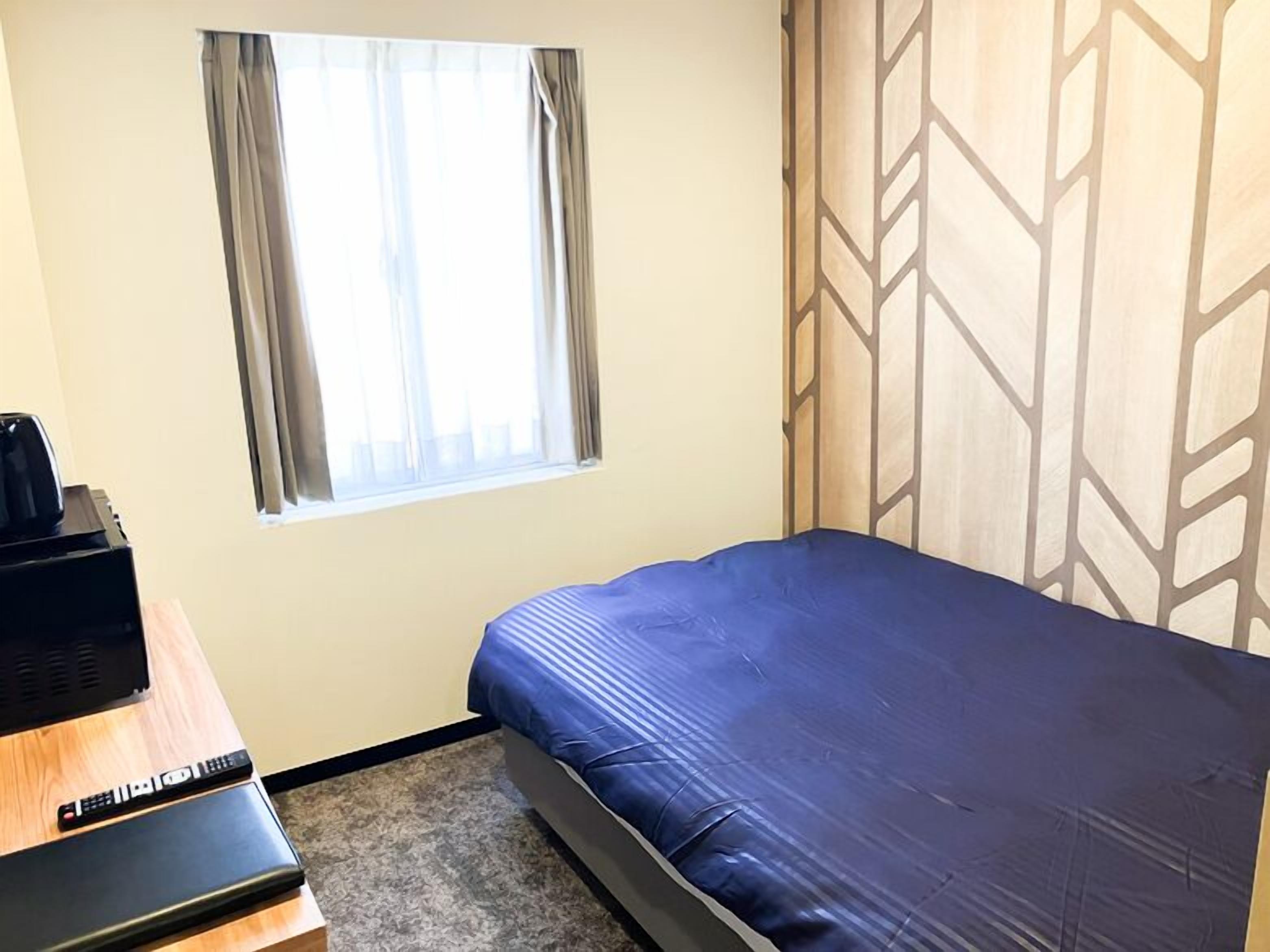 Individually decorated, desk, free WiFi, bed sheets