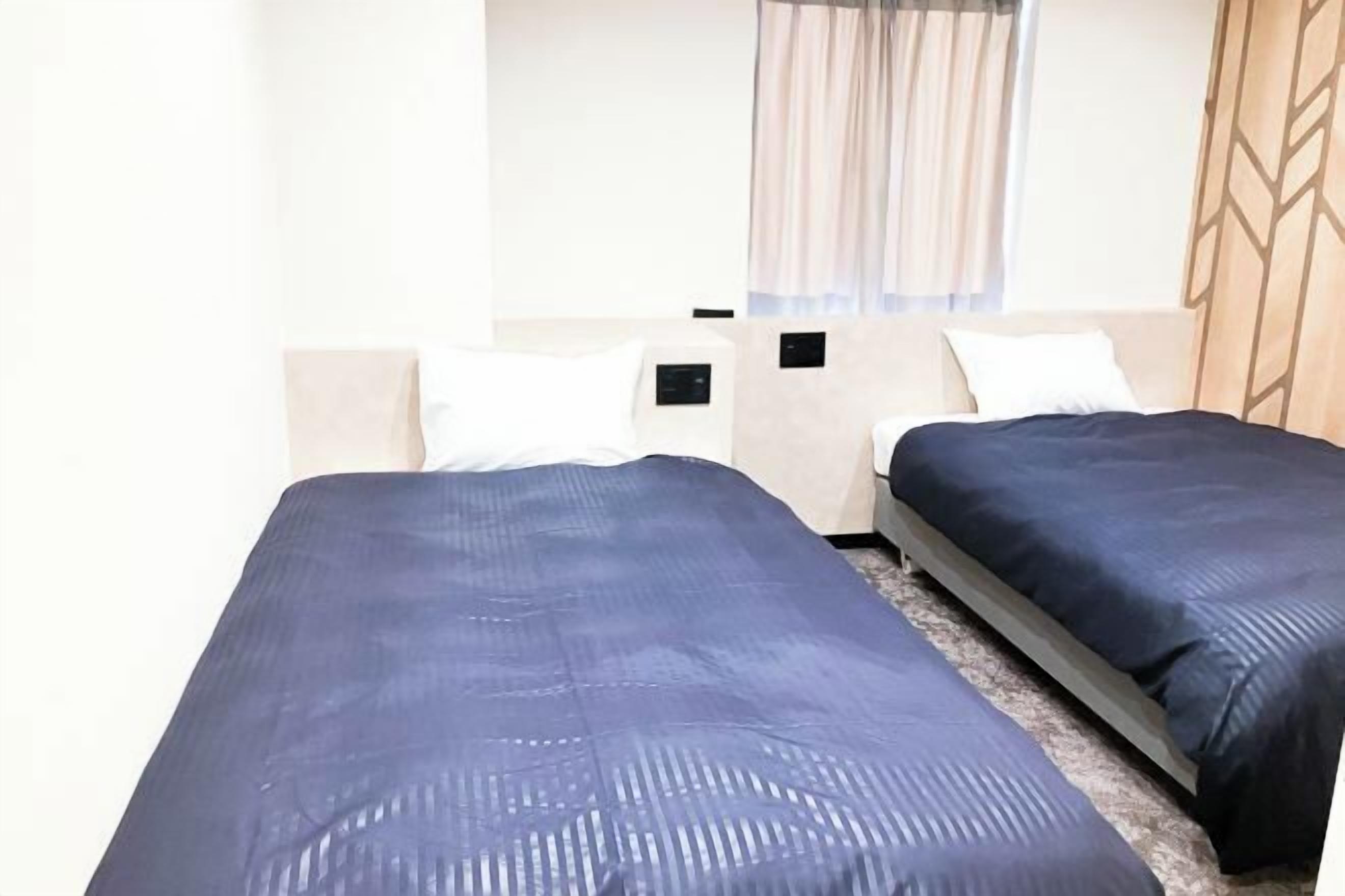 Individually decorated, desk, free WiFi, bed sheets