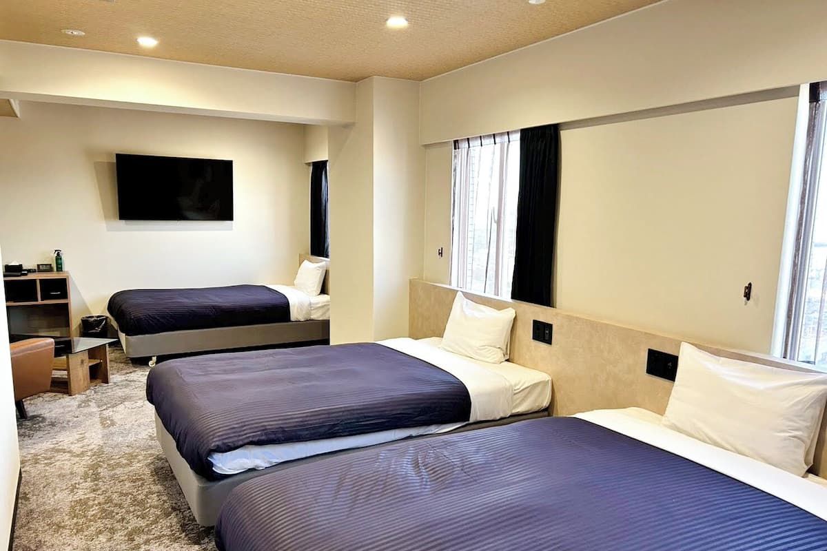 Phòng 3, hút thuốc | Trang trí khác biệt, bàn, truy cập Internet không dây miễn phí