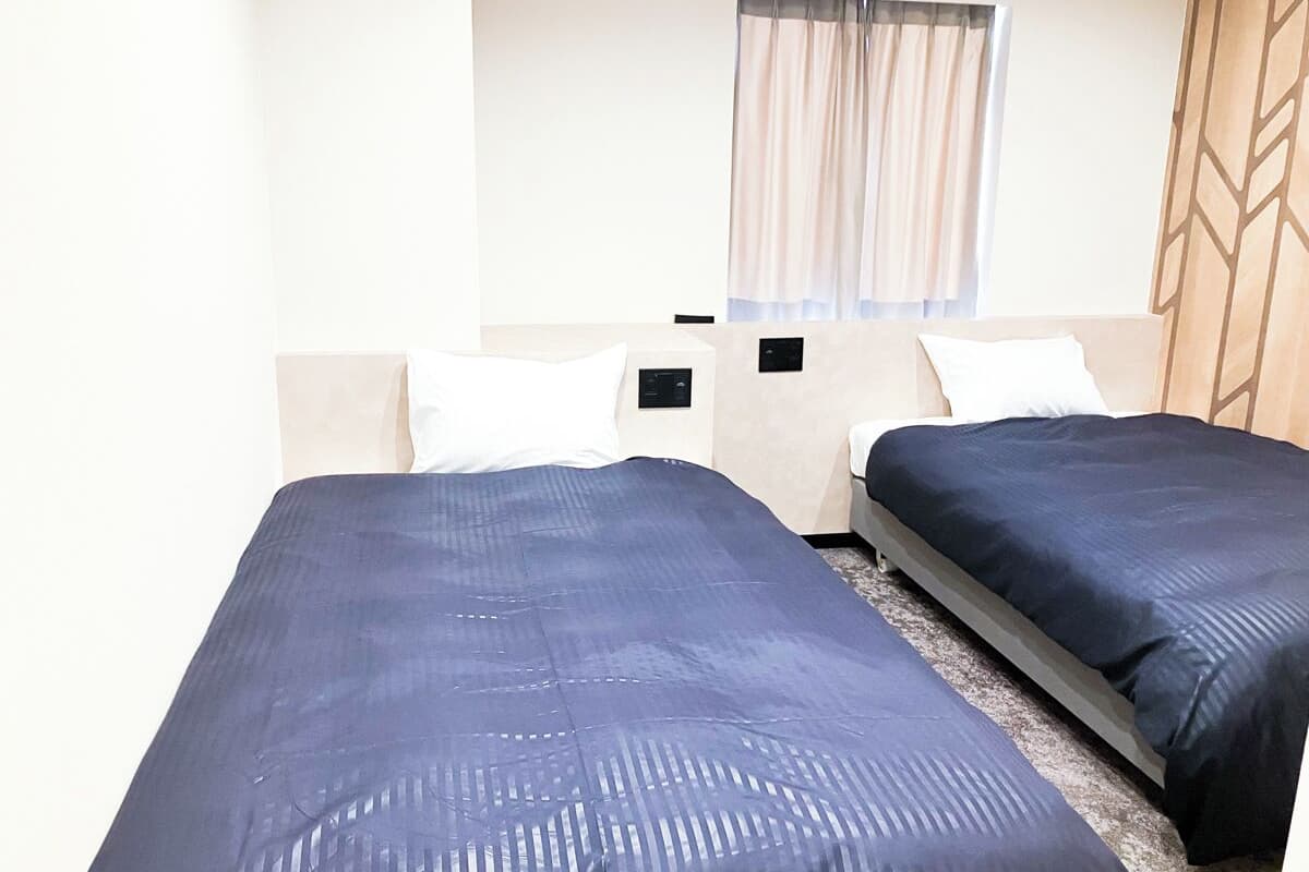 Individually decorated, desk, free WiFi, bed sheets