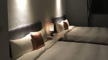 Superior Quadruple Room, 2 Katil Kelamin (Double), Mountain View | Pemandangan dari bilik