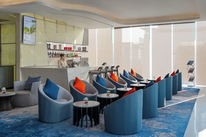 Bar (on property) - ibis Bangkok Siam (Bangkok)