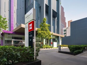 Exterior - ibis Bangkok Siam (Bangkok)