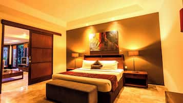 1 bedroom, in-room safe, individually decorated, desk
