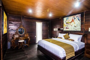 Classic Villa, 4 Bedrooms, Private Pool, City View - The Kawan Jimbaran (Ungasan)