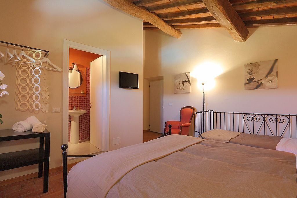 Tripla Standard, bagno privato | Biancheria da letto di alta qualità, copriletto in piuma