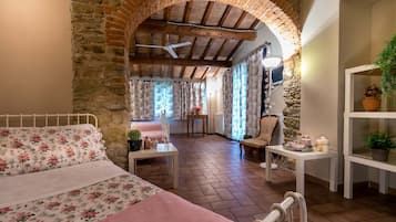 Chambre Quadruple Familiale, salle de bains privée | Vue de la chambre