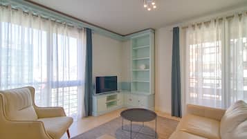 Business Apartment | Living area