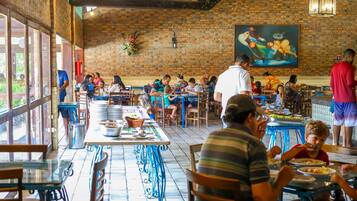 Petit déjeuner continental compris tous les jours