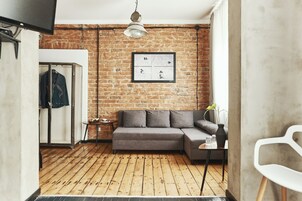 Deluxe Δωμάτιο | Μοναδική διακόσμηση, μοναδική επίπλωση, γραφείο, σίδερο/σιδερώστρα 