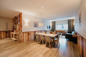 Apartment, 4 Bedrooms | Premium bedding, in-room safe, individually furnished, laptop workspace - Amsterdam ID Aparthotel (Amsterdam)
