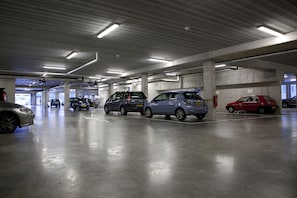 Self-parking (surcharge) 17.50 per night