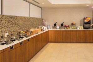 Tägliches inbegriffenes Frühstücksbuffet