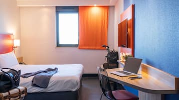 Premium bedding, pillowtop beds, in-room safe, desk