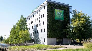 Camera Standard, 1 letto matrimoniale | Biancheria da letto di alta qualità, materassi a doppio strato