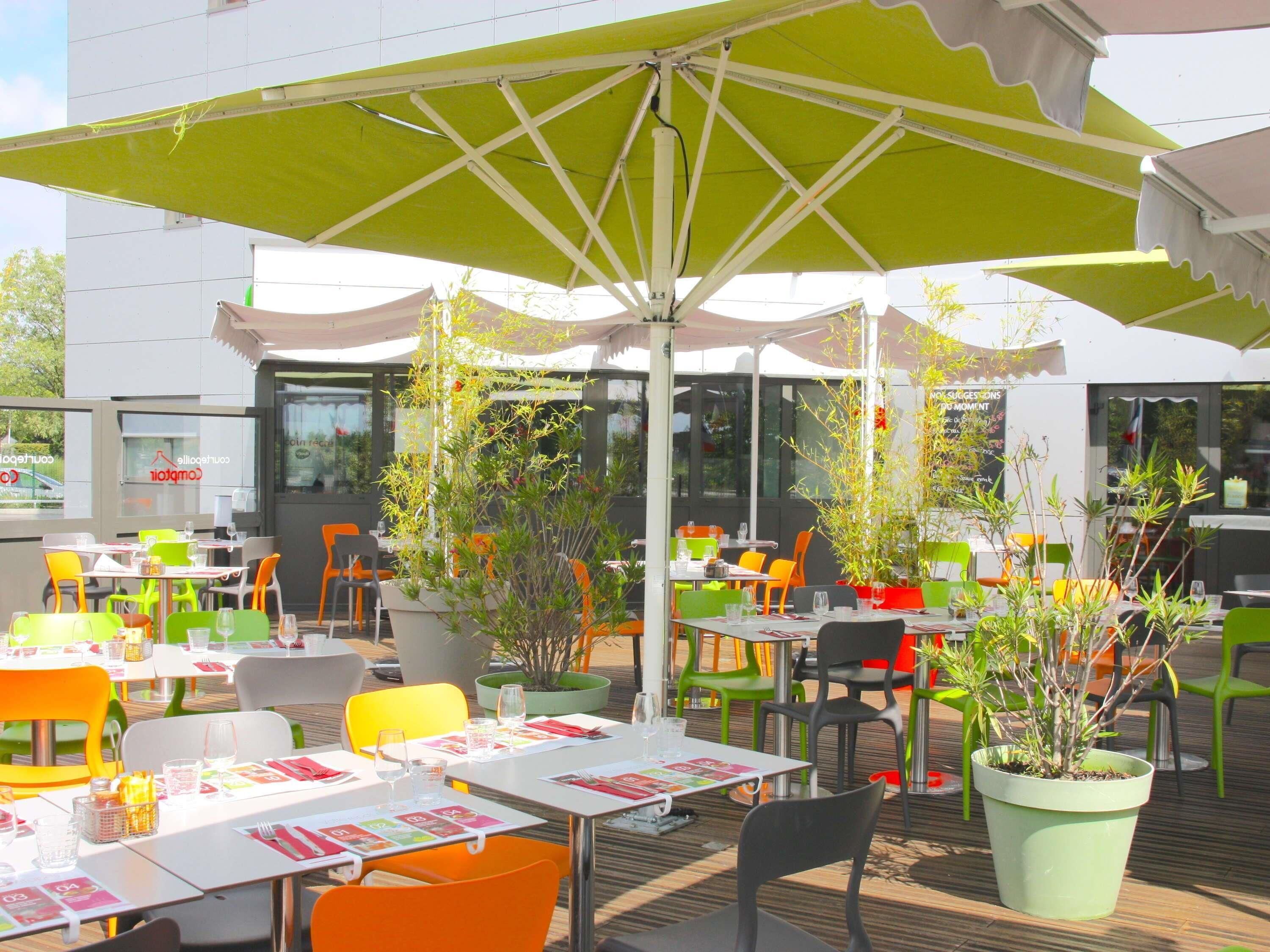 lunch and dinner served, french cuisine