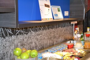Buffet - ibis Styles Romans Valence Gare Tgv (Alixan)