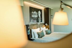 Habitación (THE ONE) | Insonorización, tabla de planchar con plancha y wifi gratis 