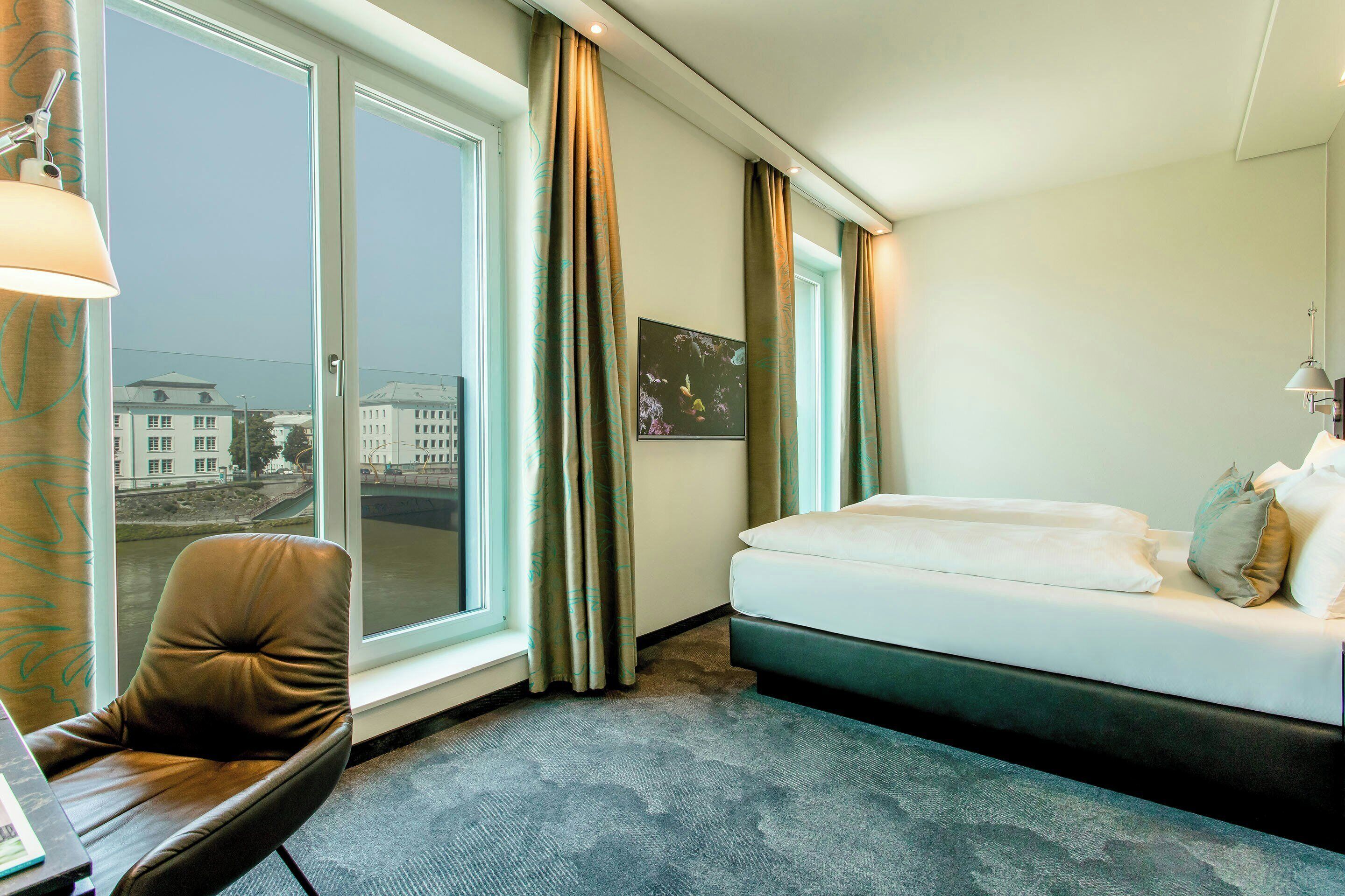 Photo - Motel One Salzburg-Mirabell