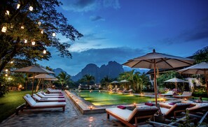 Outdoor pool, pool umbrellas, sun loungers