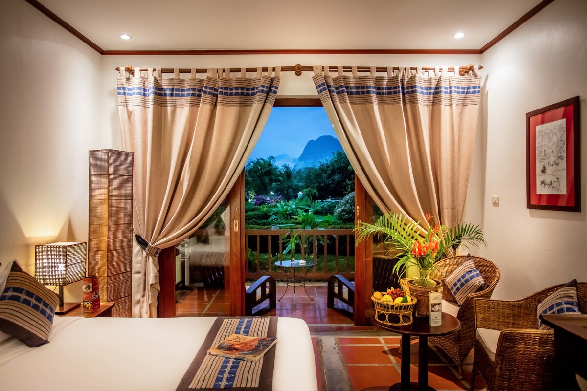 Riverside Boutique Resort, Vang Vieng