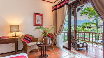 Minibar, in-room safe, desk, free cribs/infant beds