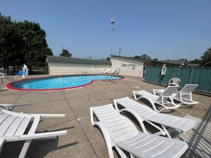 Standard Room, 2 Queen Beds, Smoking | Terrace/patio