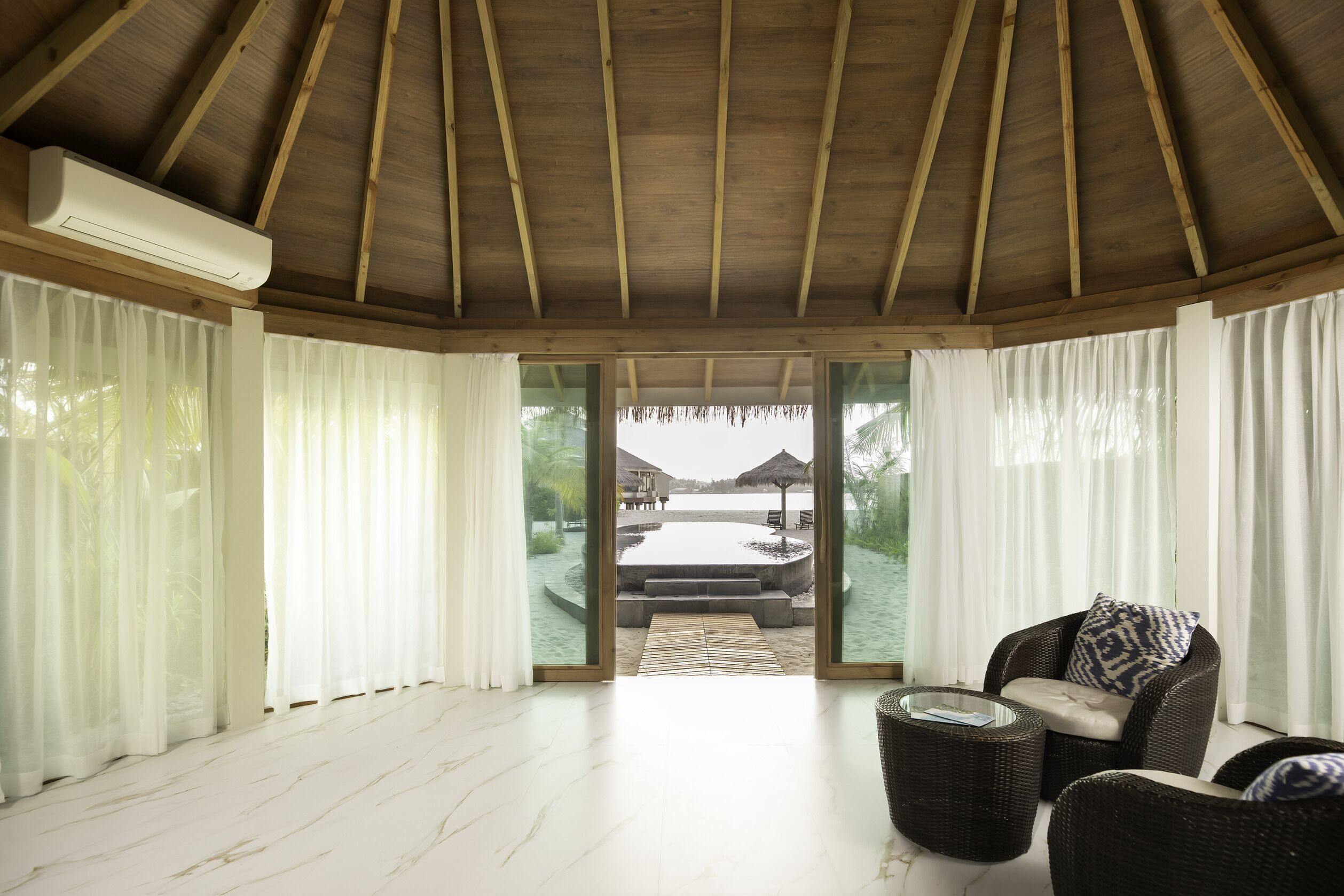 sunset beach suite with infinity pool | balcony