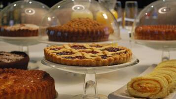 Petit déjeuner buffet compris tous les jours