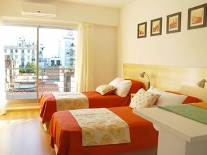 Appartement Standard, terrasse | Literie hypoallergénique, couette en duvet d'oie