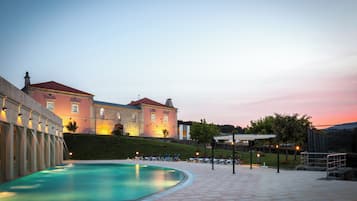 Indoor pool, outdoor pool, sun loungers