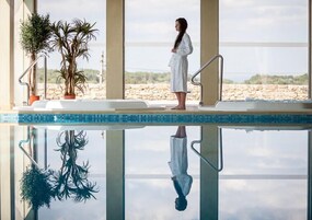 Couples treatment rooms, body treatments, facials