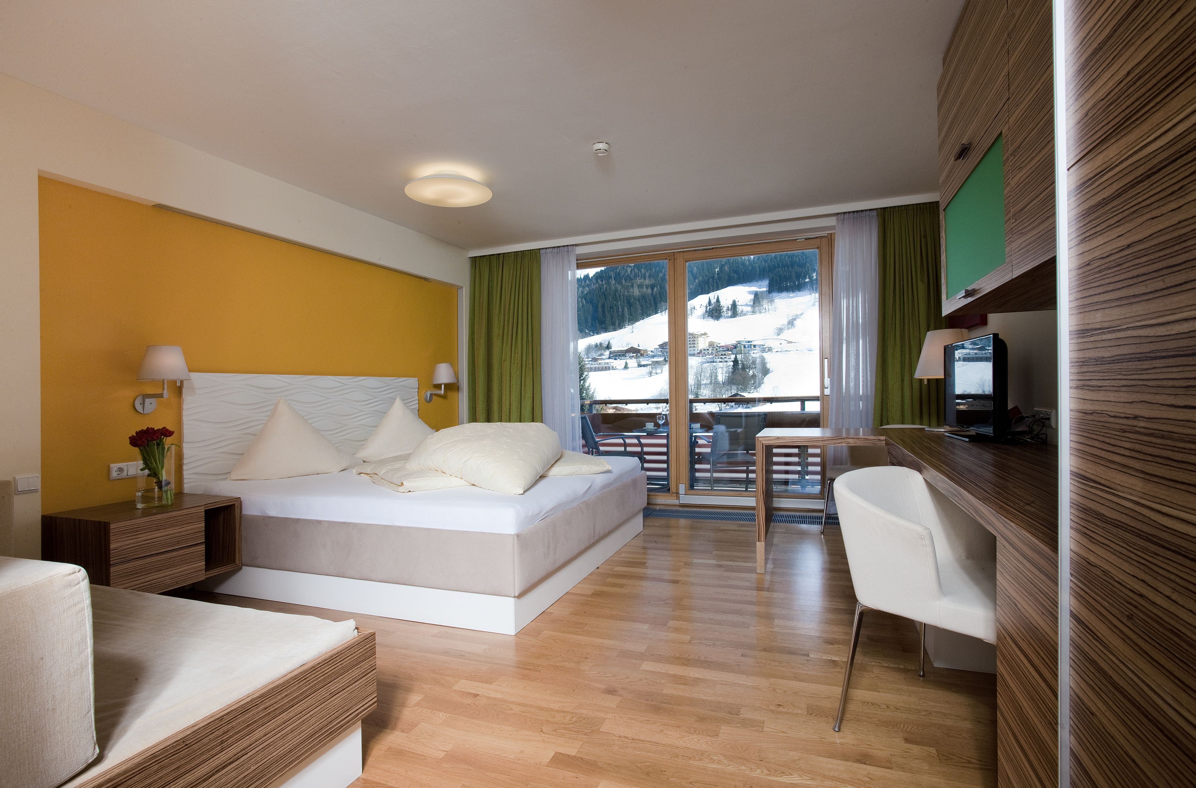suite, 1 bedroom (incl. cleaning fee 140 eur) | 1 bedroom, premium bedding, down duvets, minibar