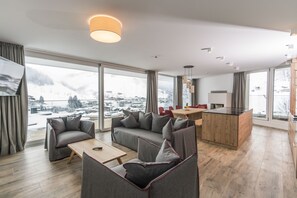 ดีลักซ์เพนท์เฮาส์, 4 ห้องนอน, ระเบียง (incl. Cleaning Fee 500 EUR) | วิวจากห้องพัก