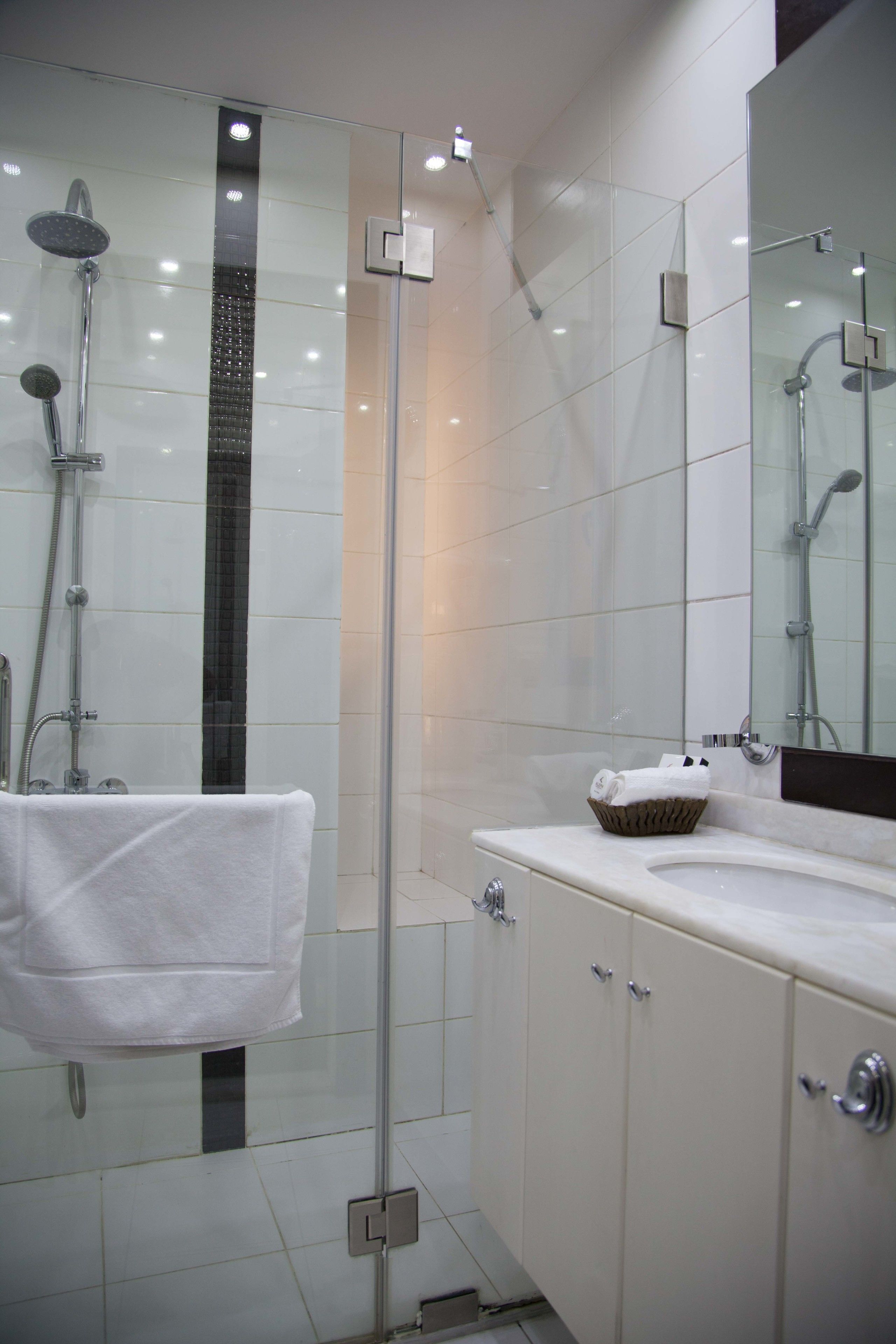 standard single room | bathroom | hair dryer, bathrobes, bidet, towels
