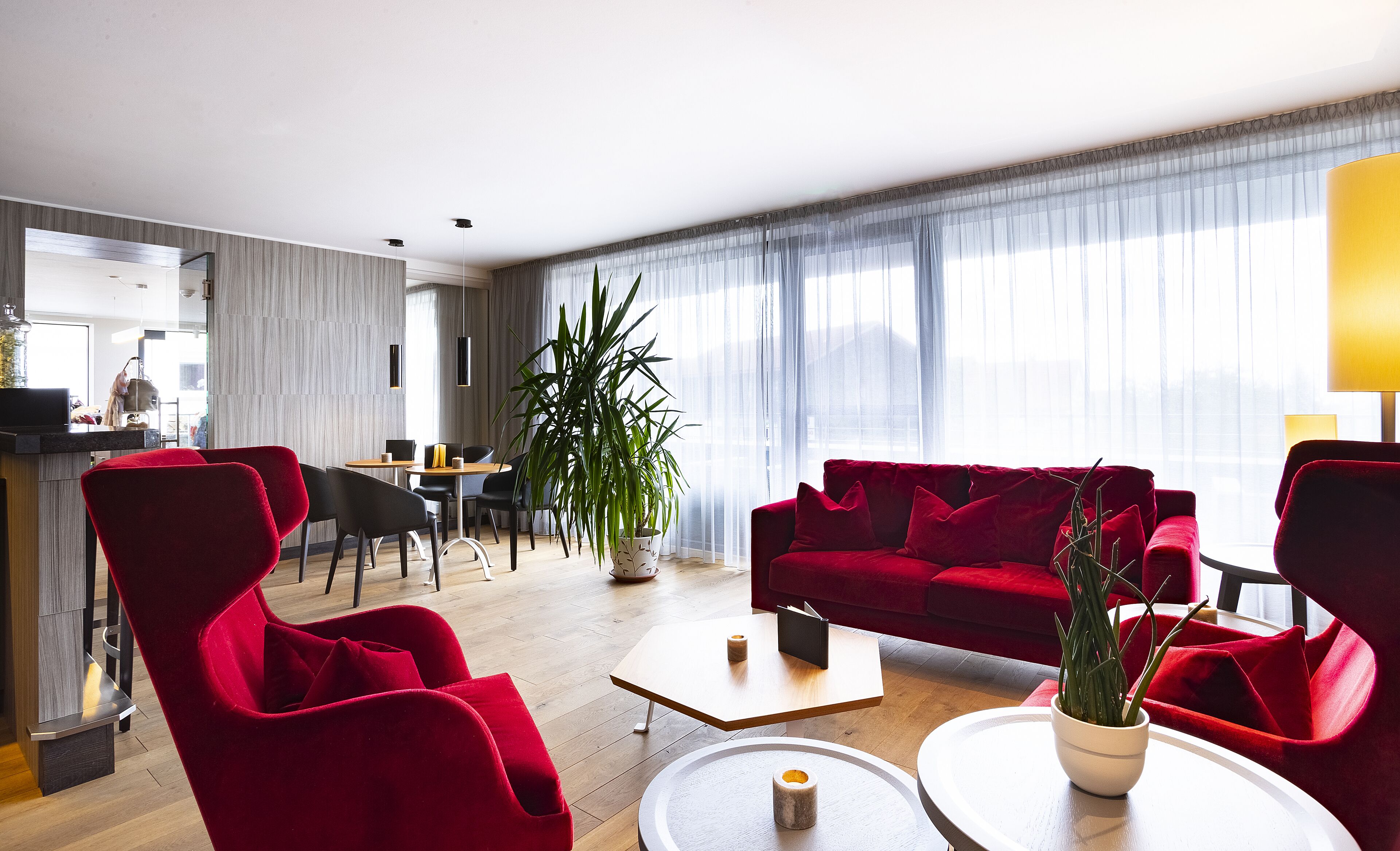 ทีวีจอแบน