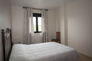 1 bedroom, down duvets, memory-foam beds, individually furnished