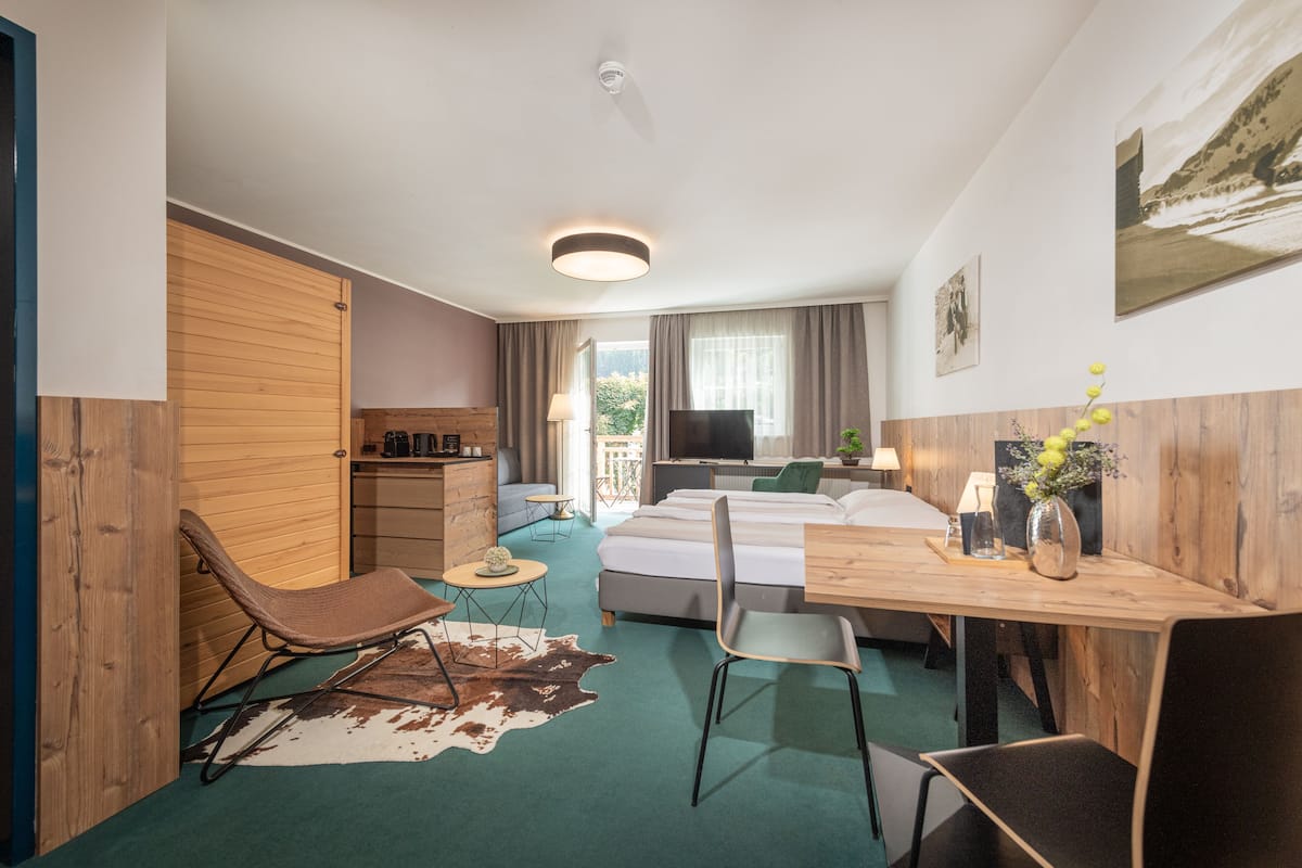 comfort studio, 1 bedroom, balcony | room amenity