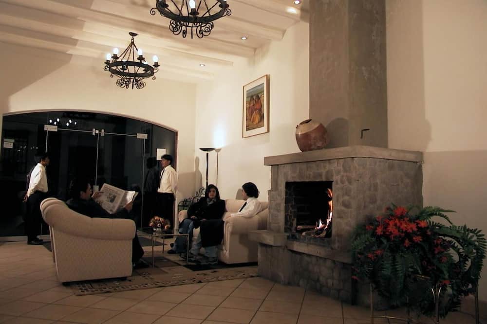Plaza Mayor Hotel