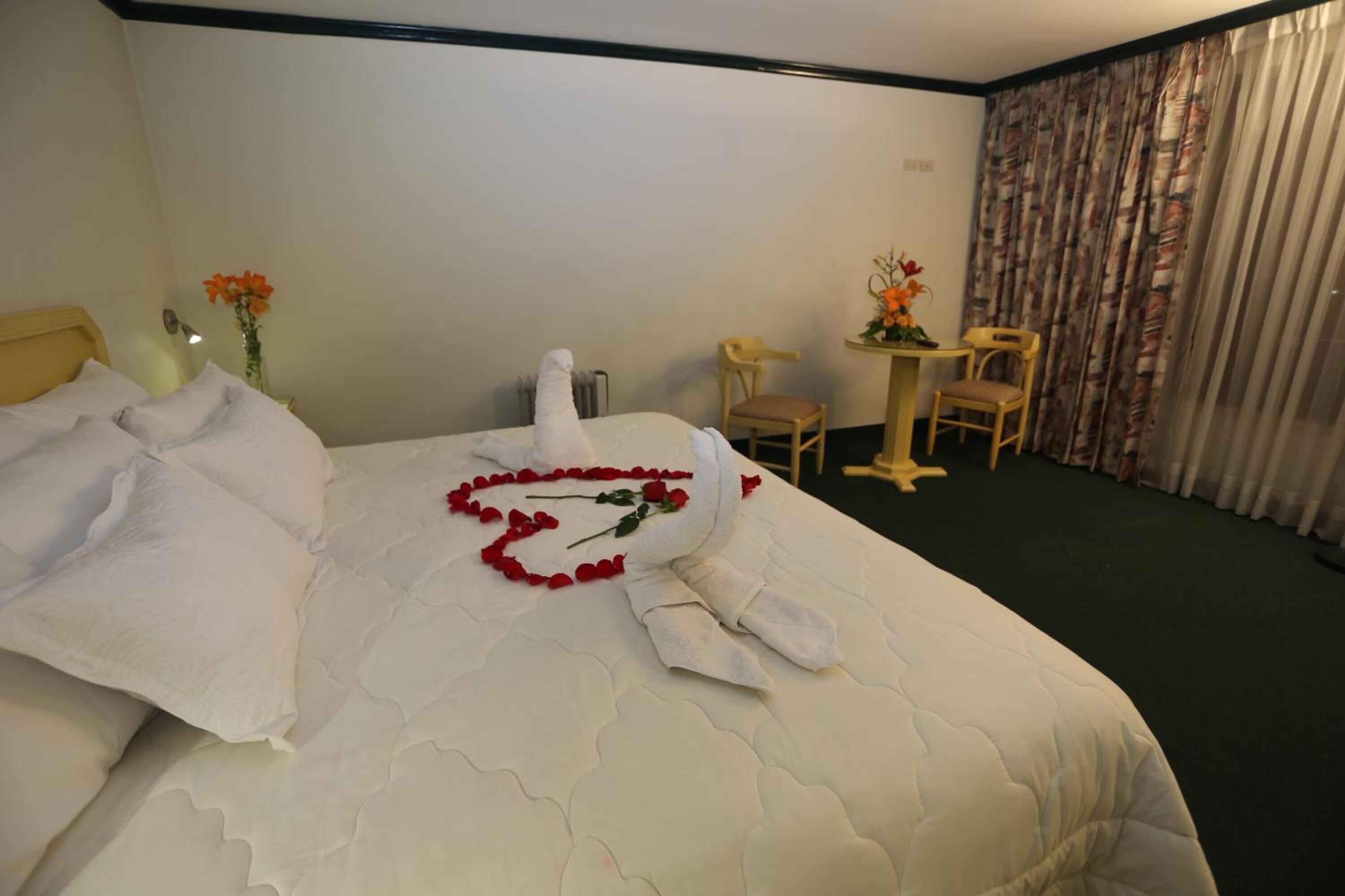 1 bedroom, frette italian sheets, pillow-top beds, in-room safe