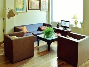 Televisión LCD y películas de estreno