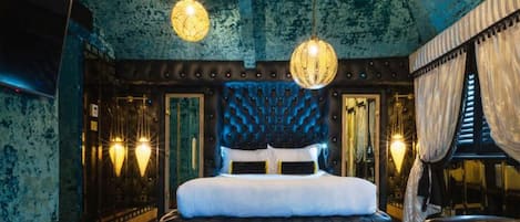 Cosy | 1 habitación, ropa de cama de alta calidad y decoración personalizada