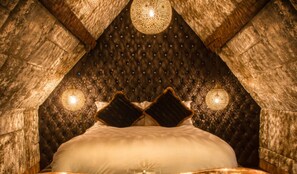 Decadent | 高档床上用品、特色装修、特色家居、熨斗/熨衣板