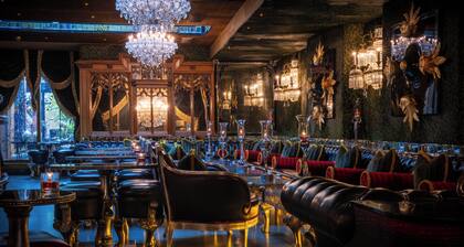 Crazy Bear Hotel-Beaconsfield