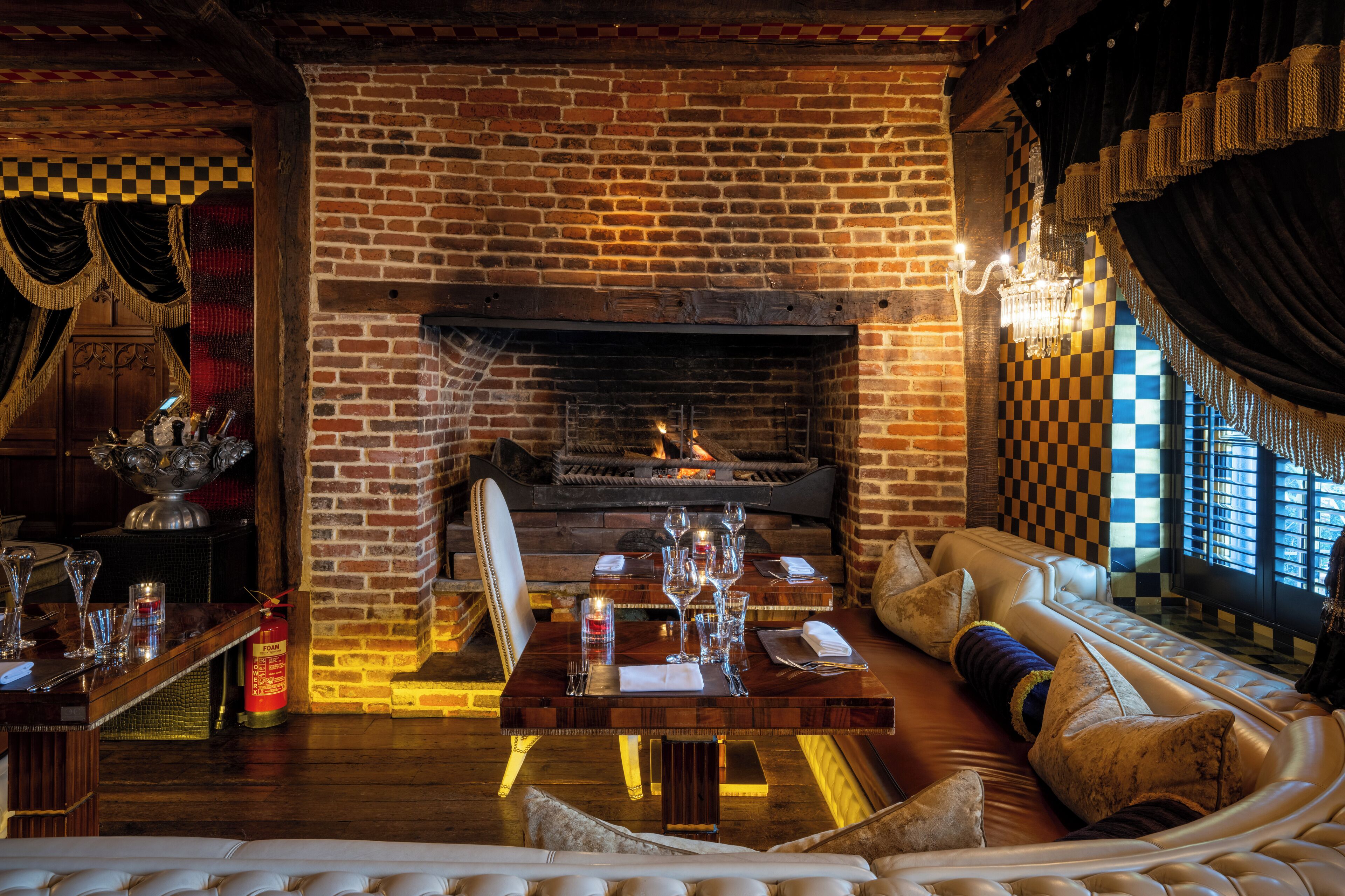 3 restaurantes, café da manhã, culinária britânica