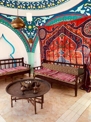 Lobby sitting area - Cleopatra Hotel Luxor (Luxor)