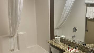 Studio Suite, 1 Queen Bed, Non Smoking | Bathroom | Combined shower/tub, free toiletries, hair dryer, towels
